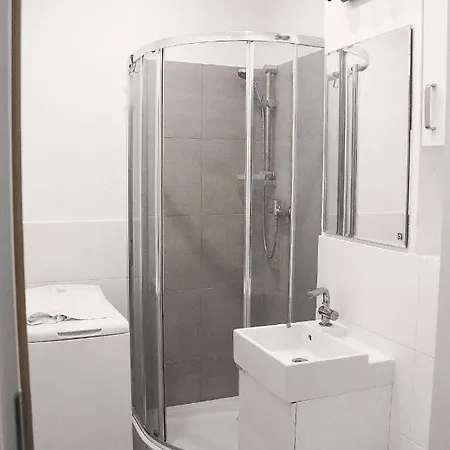 21 Podchorazych Near Royal Lazienki Park Warszawa