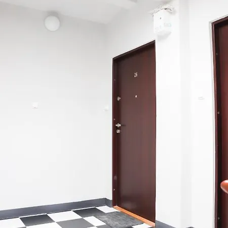 21 Podchorazych Near Royal Lazienki Park Warszawa